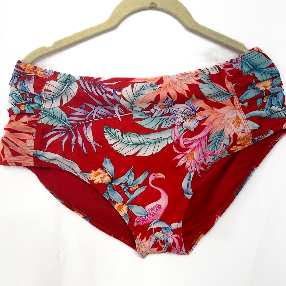 Size 2x bathing suit bottoms.